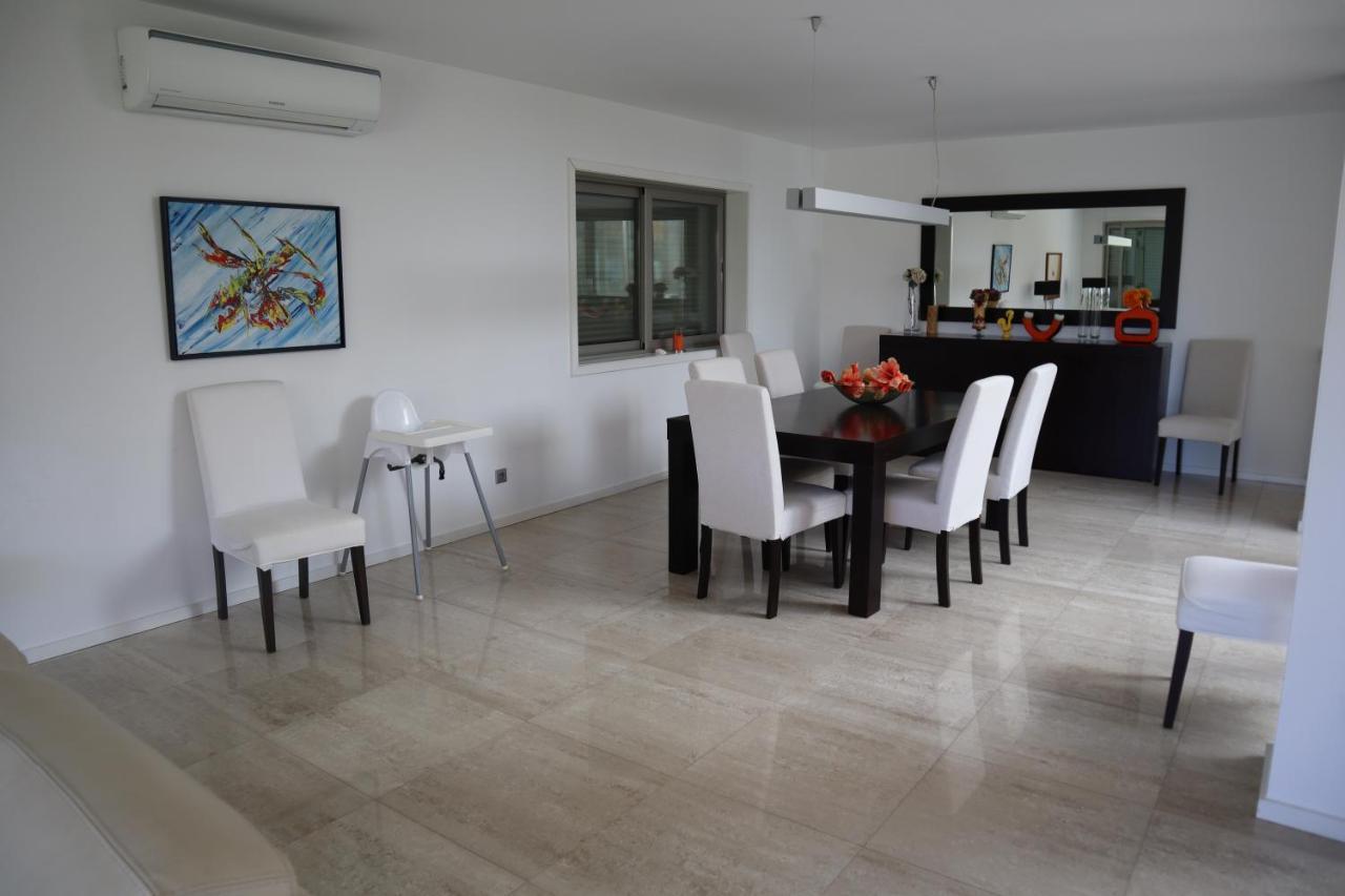 Villa Dos Salgados, 5Bdr, Beach Front, Near Salgados Golf Club Гия Экстерьер фото